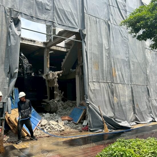 大阪市東淀川区上新庄│躯体解体途中の風景
