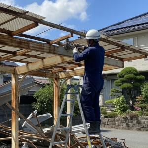 カーポートの撤去