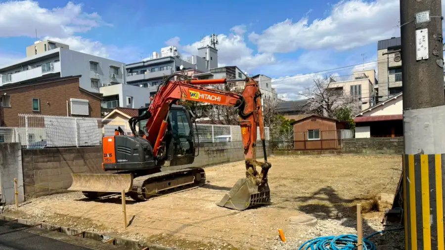 尼崎市東園田町の解体風景(スマホ版)