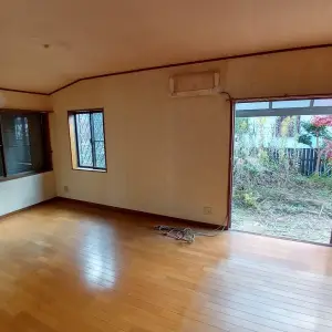 残置物撤去後の風景